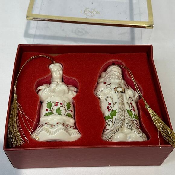Lenox Christmas Holiday Ornament Set Mr. & Mrs. Santa Claus Holly Berries